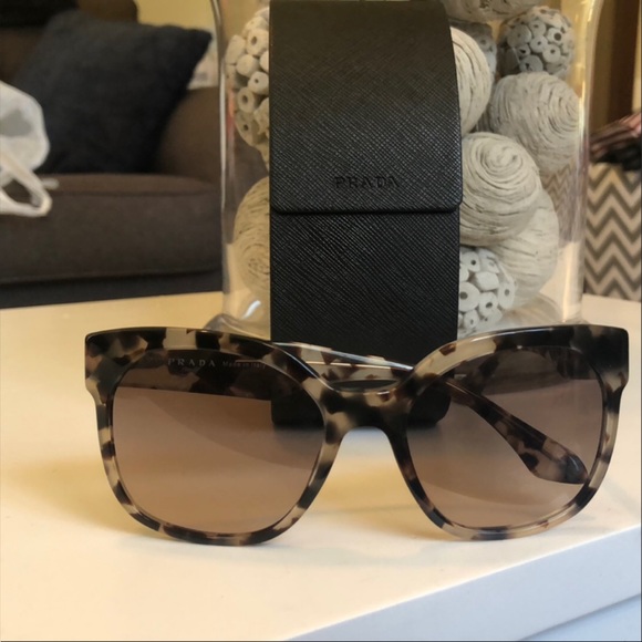Prada Woman’s Sunglasses - Picture 1 of 3